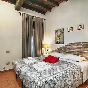 Vicolo Del Bologna Rome