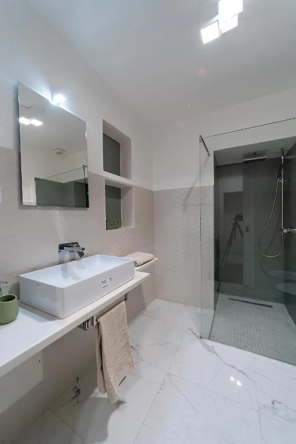 Domus Aurea B&B And Suites Rome Apartment